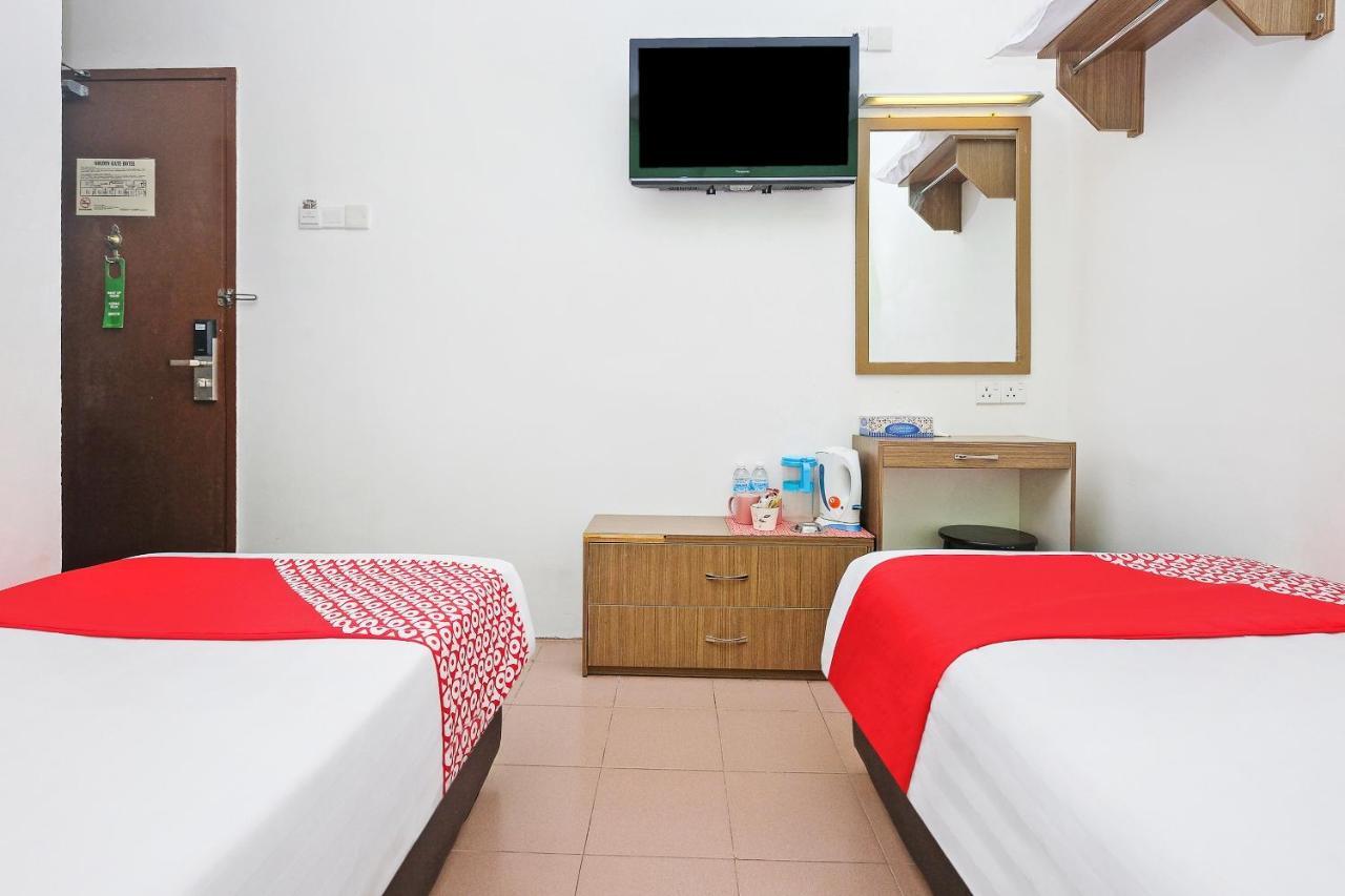 โอโย 850 โกลด์สตาร์ โฮเต็ล Hotel Chukai ภายนอก รูปภาพ