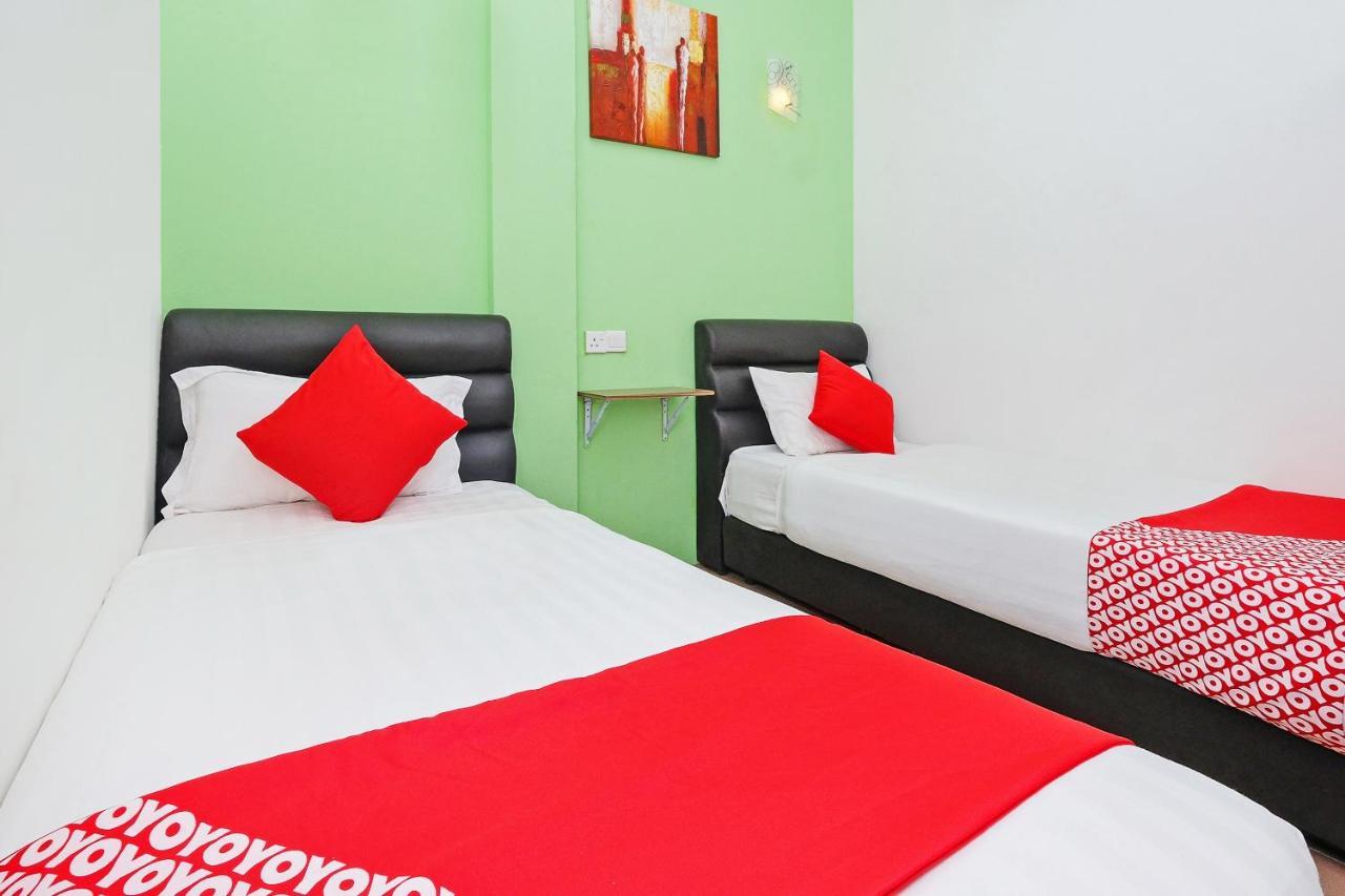 โอโย 850 โกลด์สตาร์ โฮเต็ล Hotel Chukai ภายนอก รูปภาพ